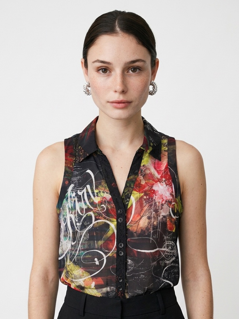 Karv lace detail top